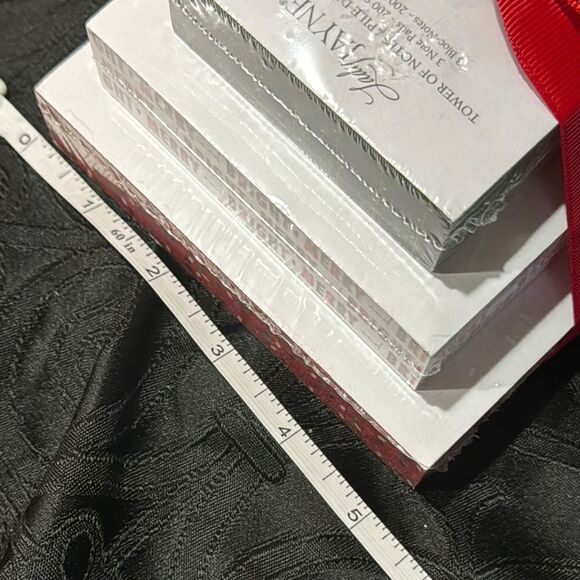 Merry and Bright Gift Set by Lady Jayne  - Red - Picture 6 of 6